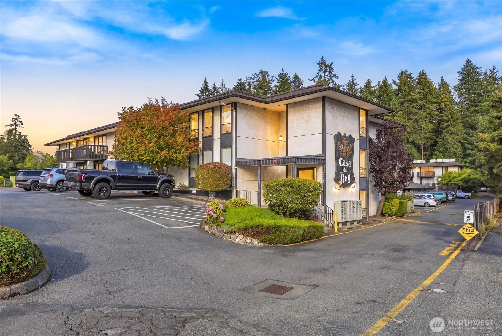 19409 56th Avenue W #301, Lynnwood, WA 98036