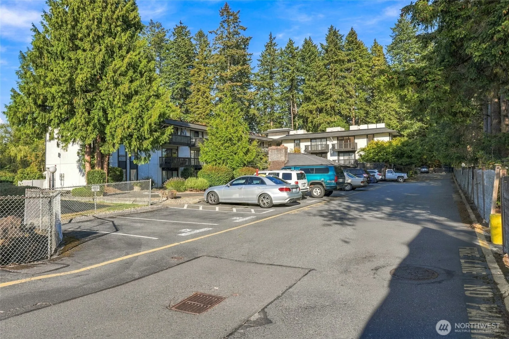 19409 56th Avenue W #301, Lynnwood, WA 98036
