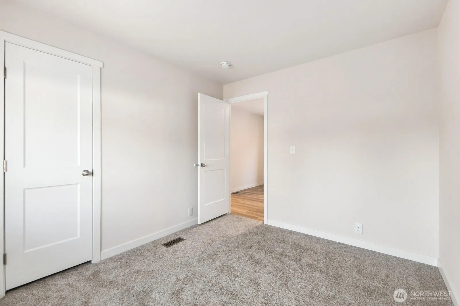 1540 Maple Lane S #33, Kent, WA 98030