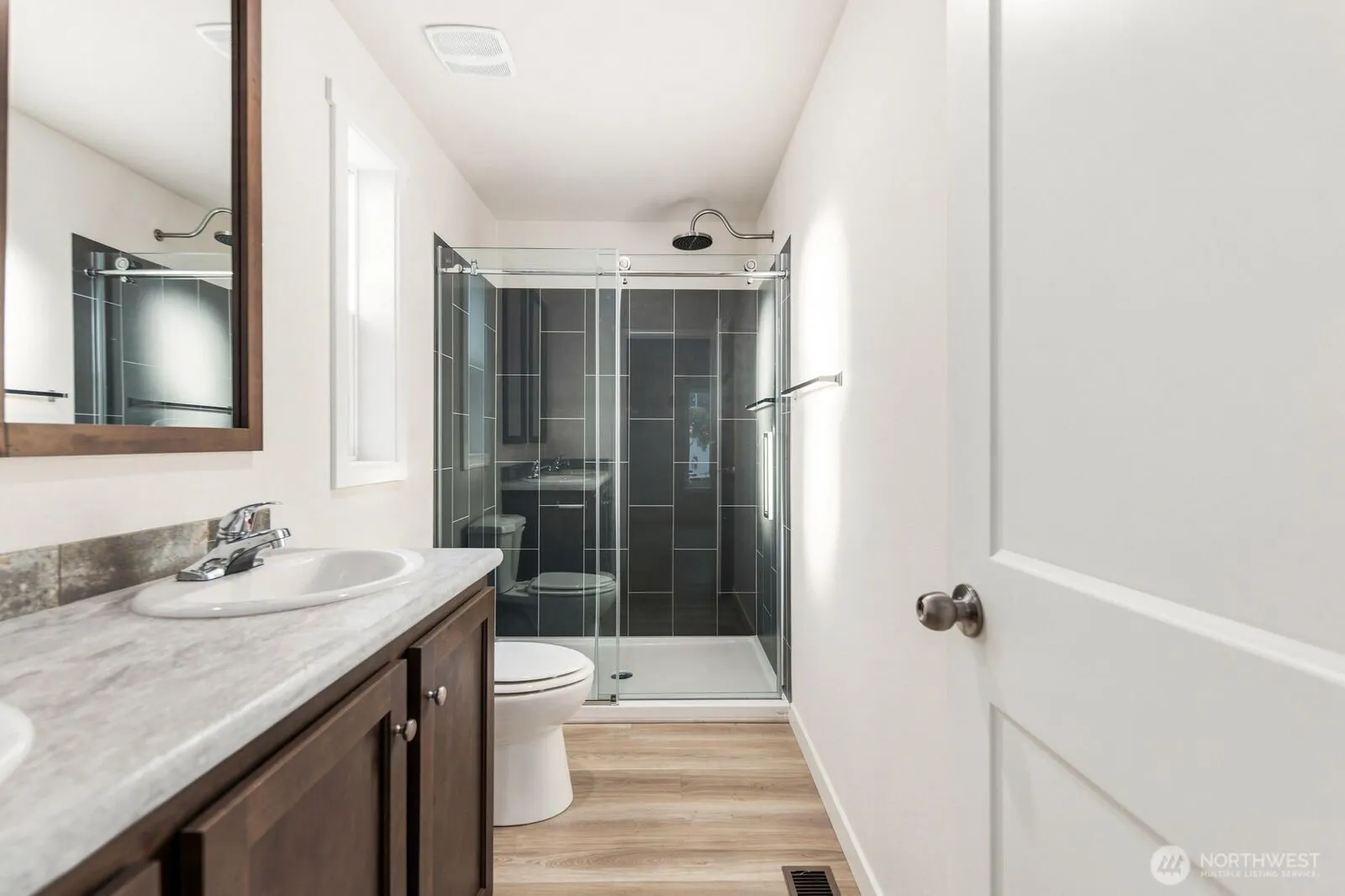 1540 Maple Lane S #33, Kent, WA 98030