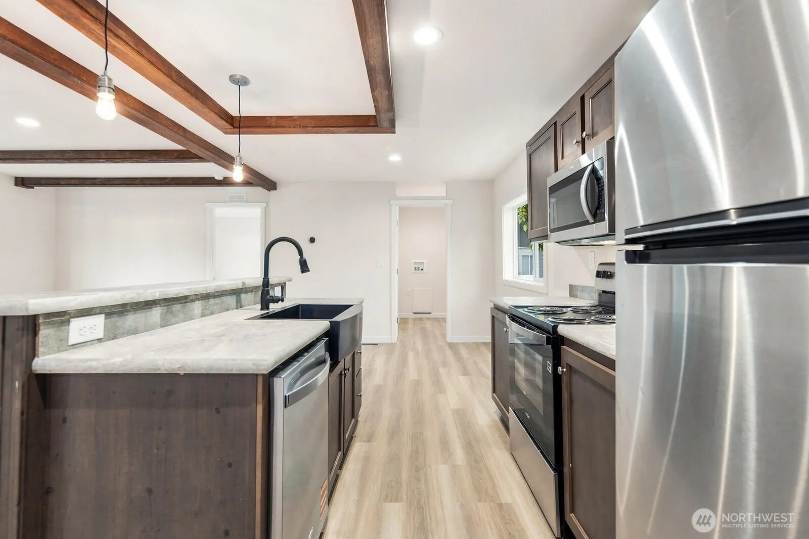 1540 Maple Lane S #33, Kent, WA 98030