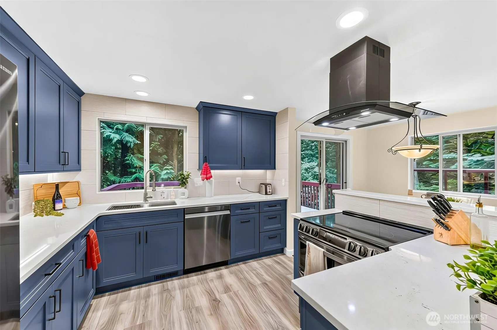 16735 NE 139th Place , Woodinville, WA 98072