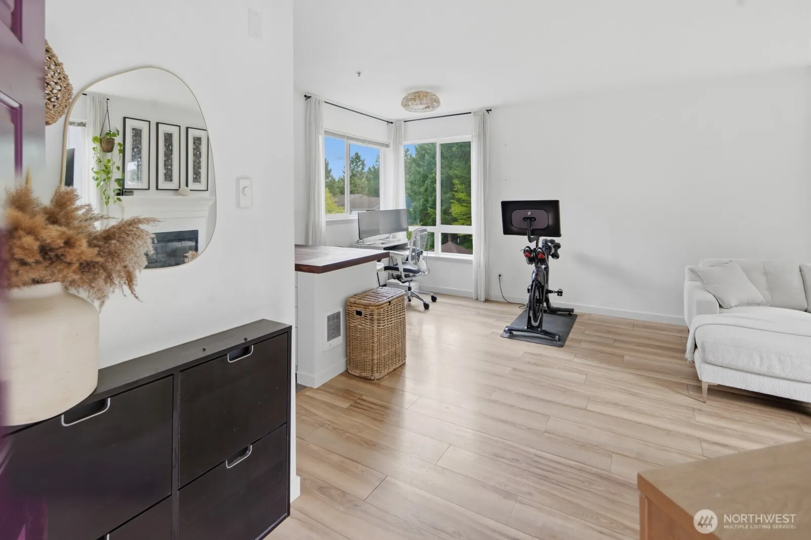 12012 NE 204th Place #C203, Bothell, WA 98011