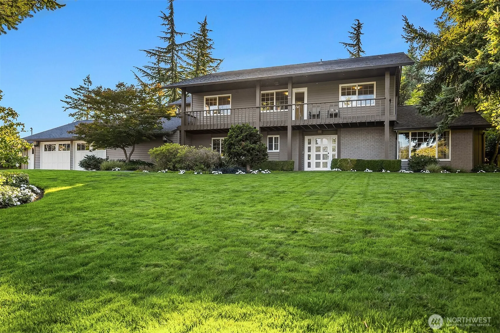 6031 126th Avenue NE, Kirkland, WA 98033