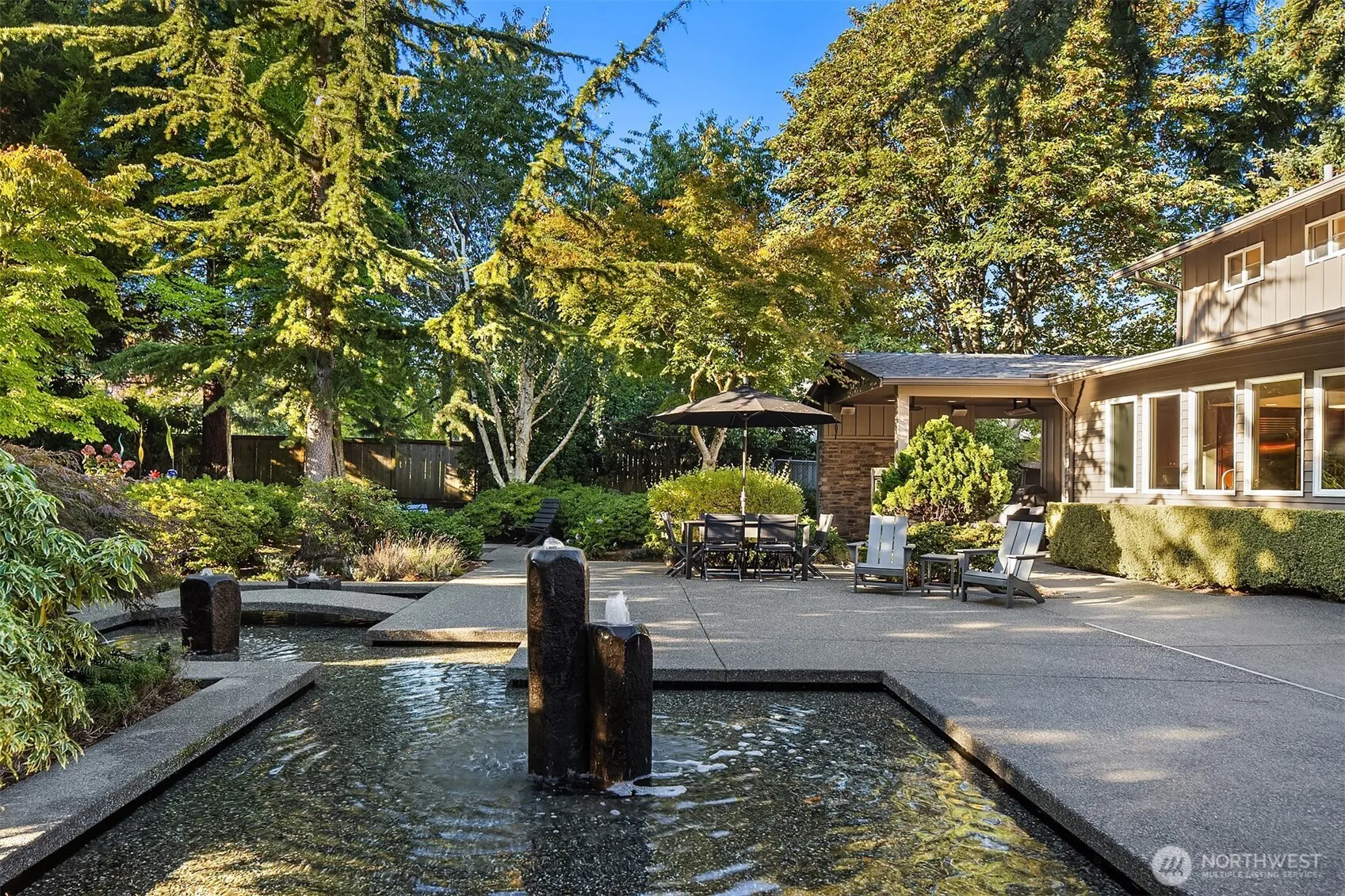 6031 126th Avenue NE, Kirkland, WA 98033