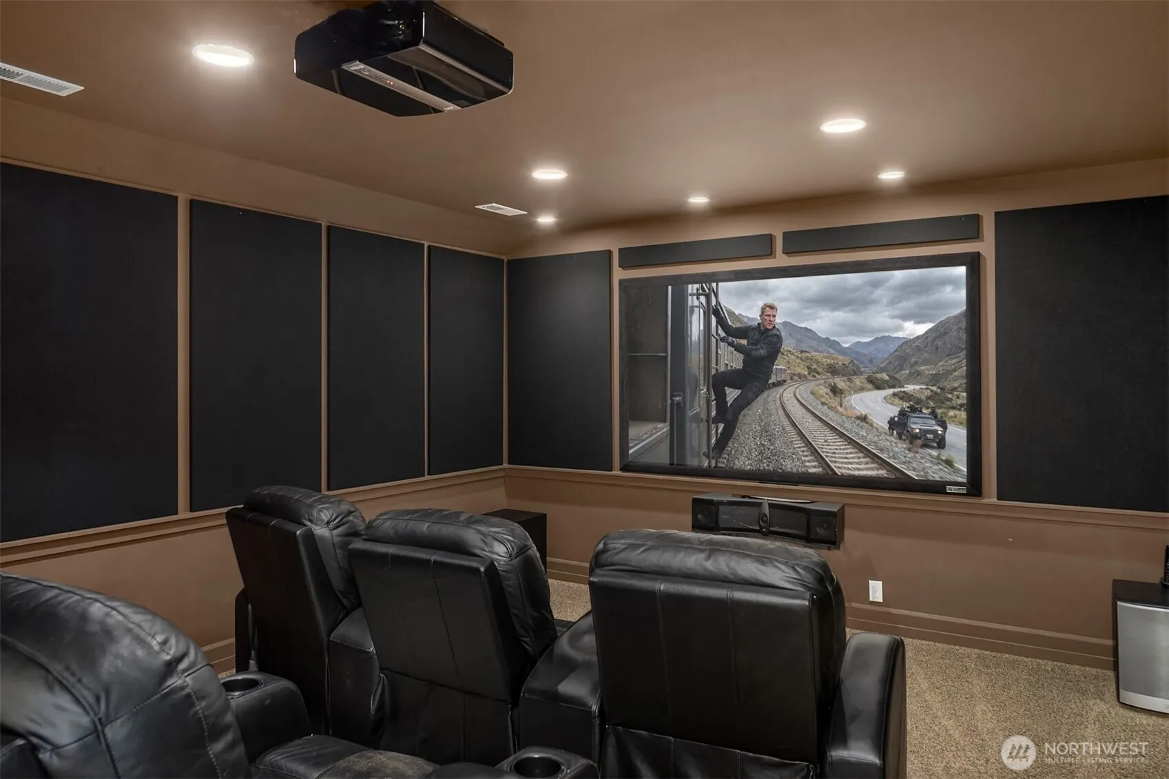 6031 126th Avenue NE, Kirkland, WA 98033