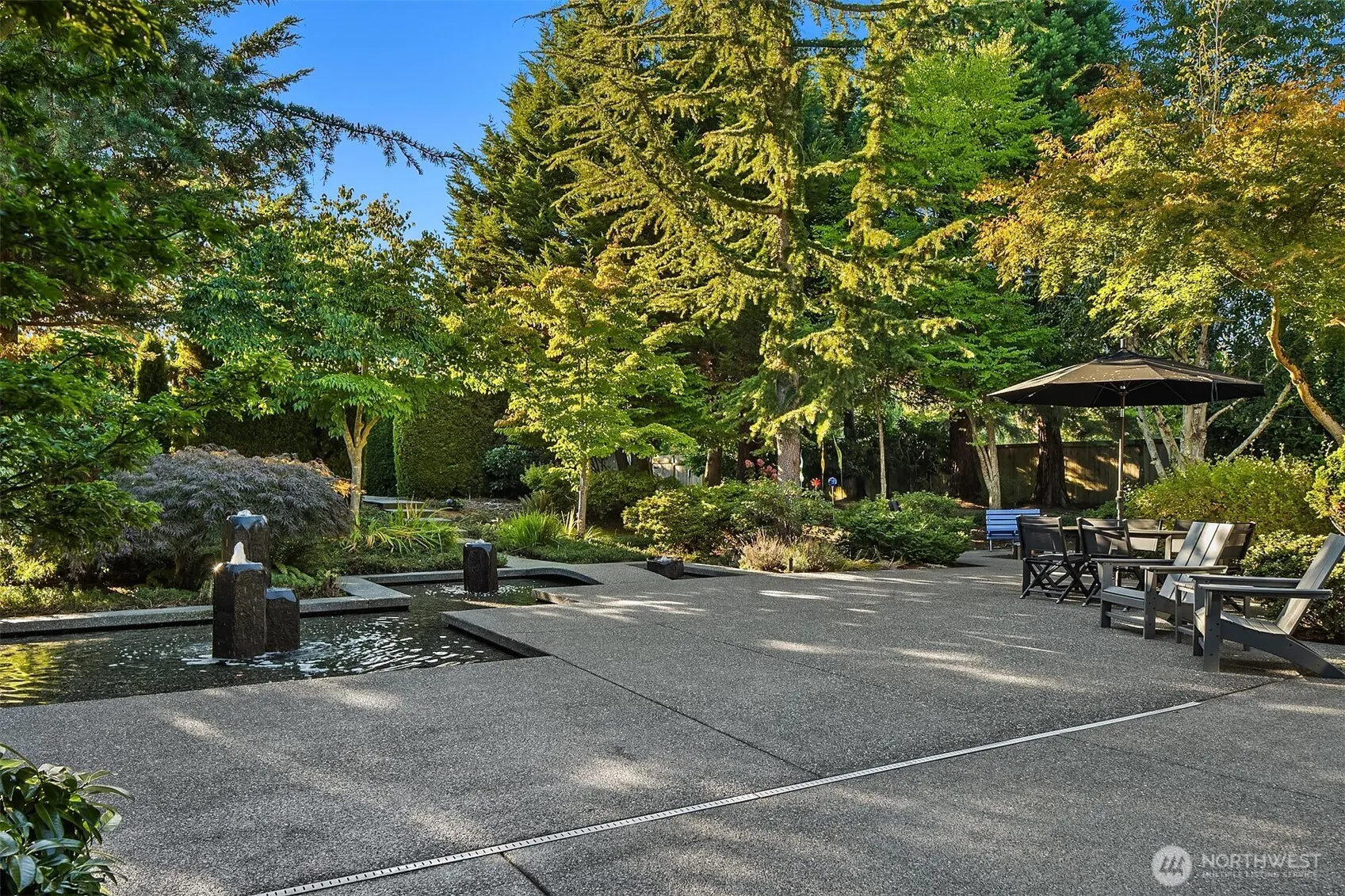 6031 126th Avenue NE, Kirkland, WA 98033