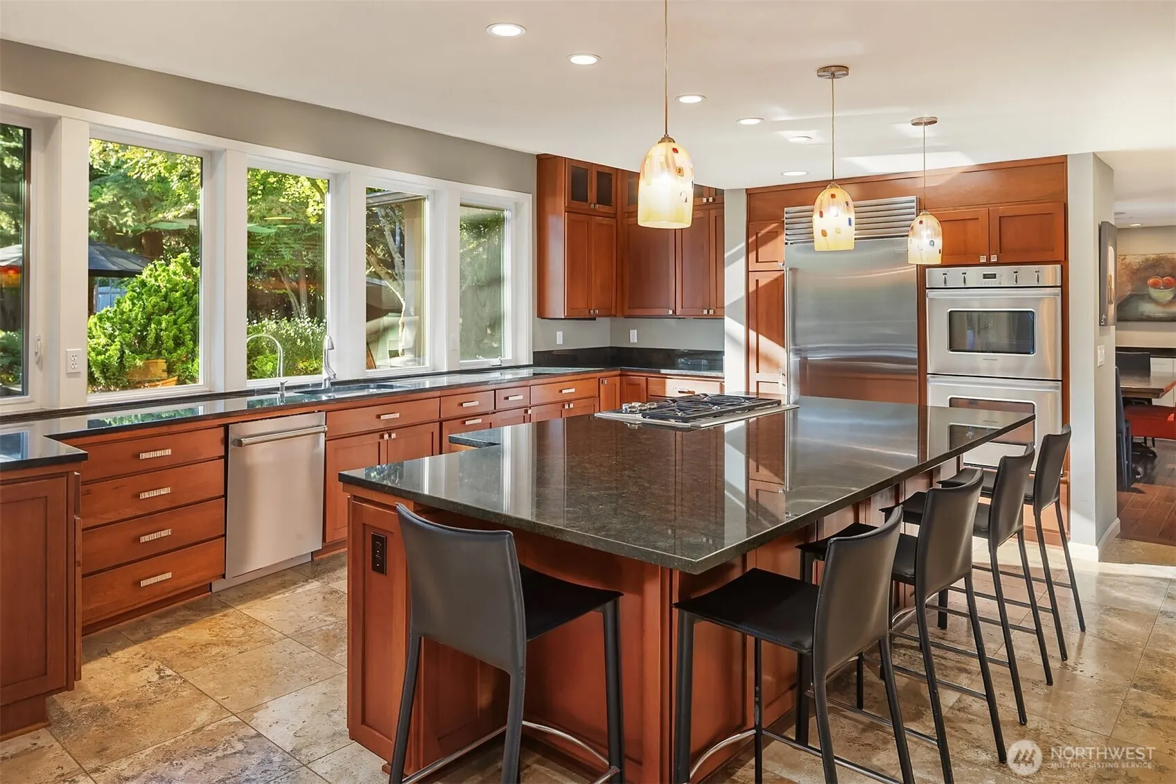 6031 126th Avenue NE, Kirkland, WA 98033