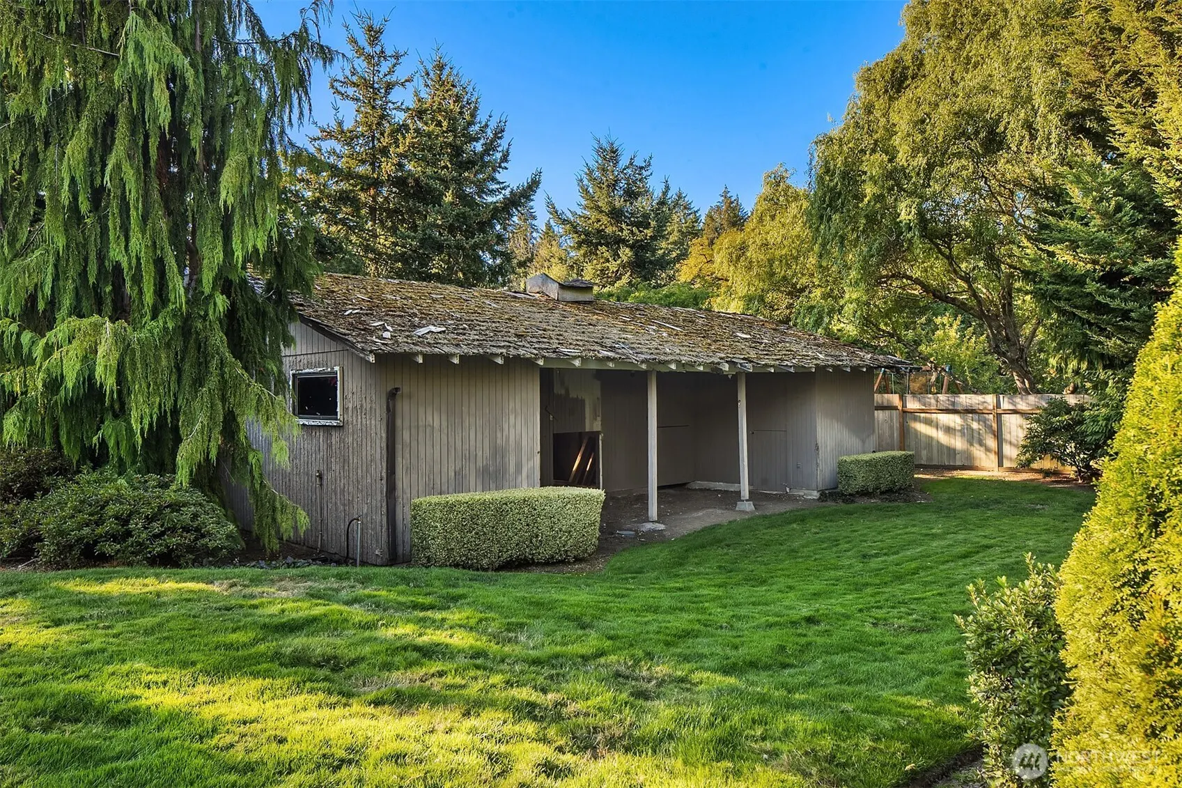 6031 126th Avenue NE, Kirkland, WA 98033