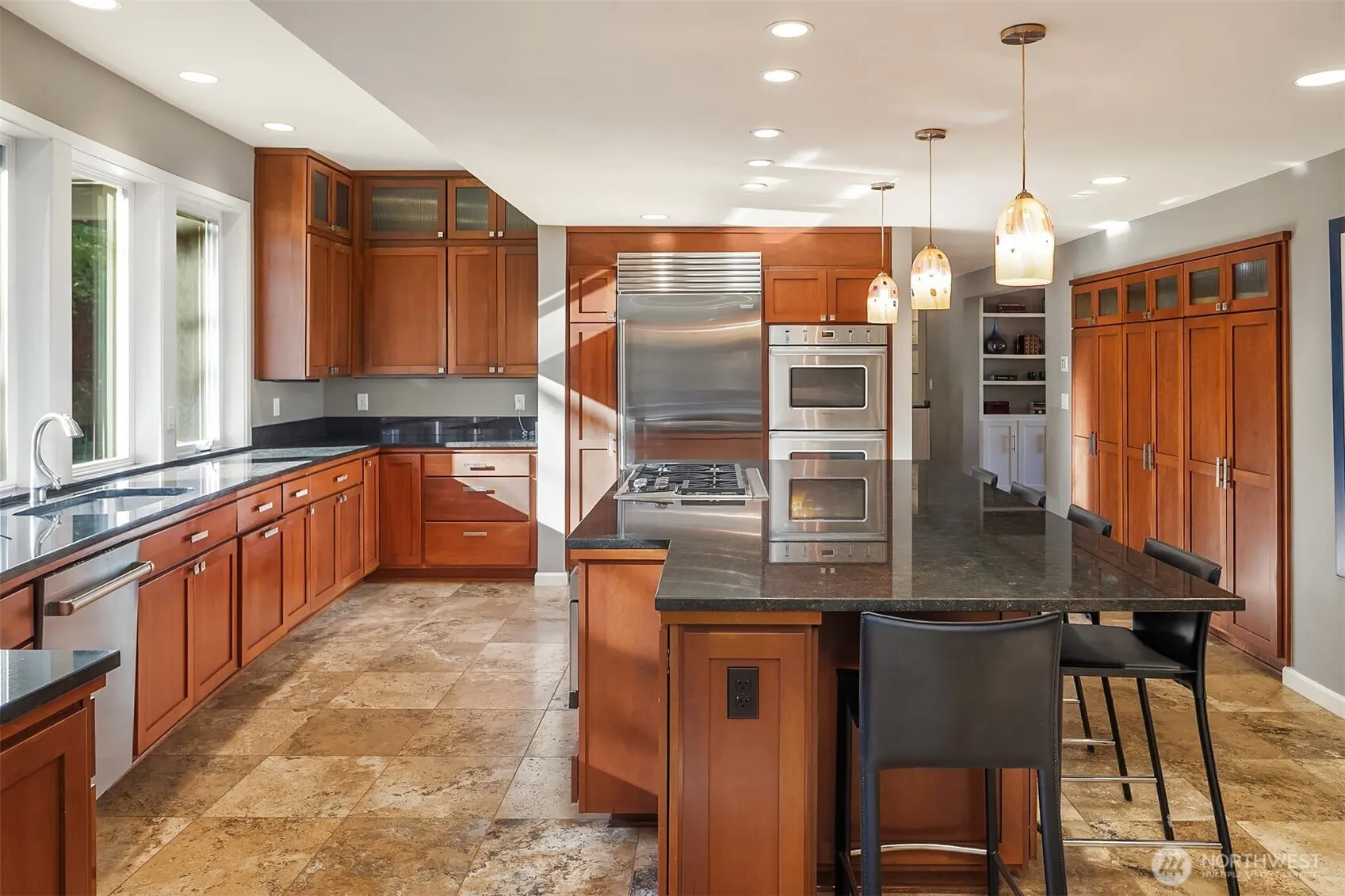 6031 126th Avenue NE, Kirkland, WA 98033