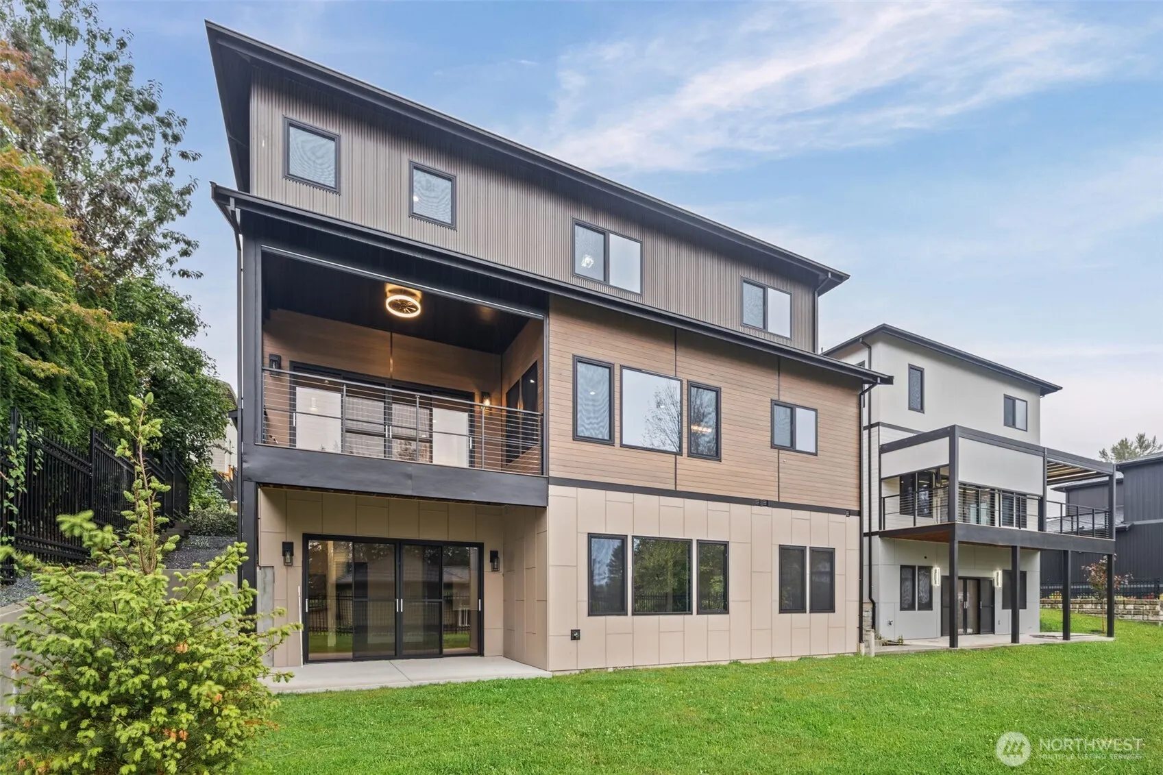 1226 159th Street SW, Lynnwood, WA 98087