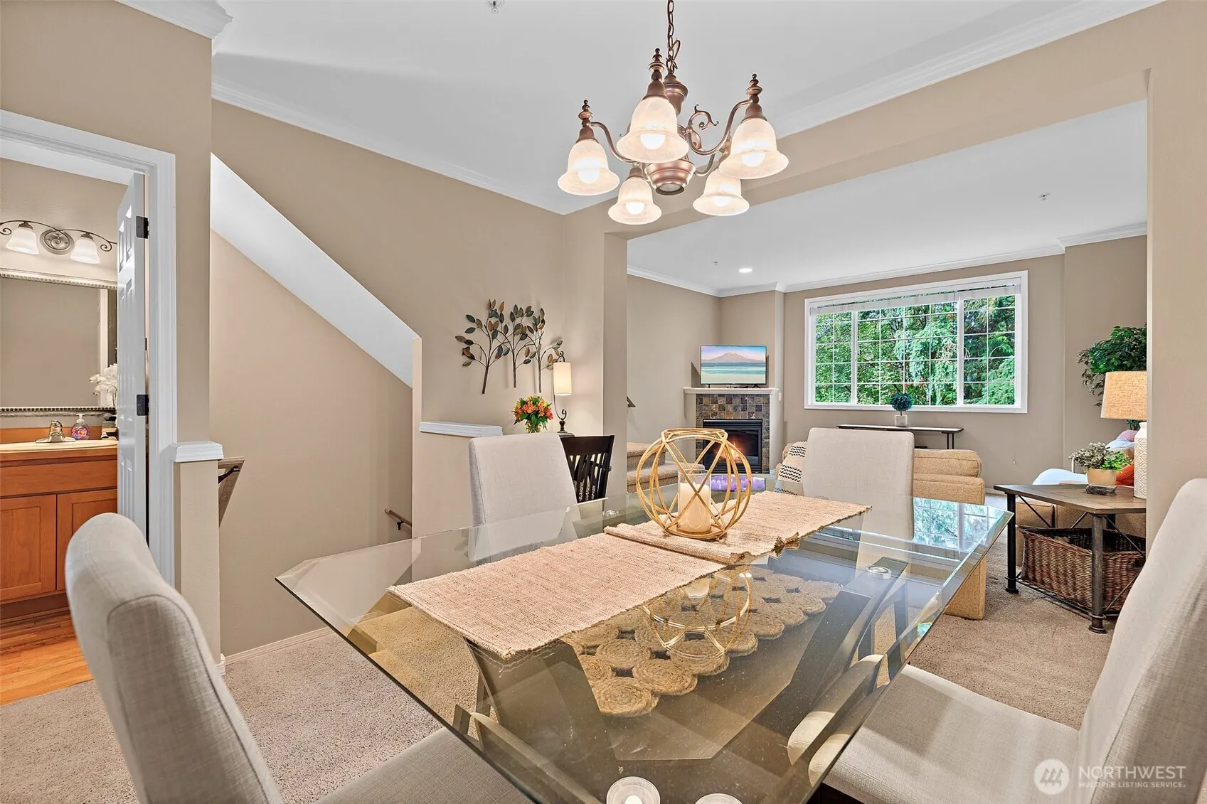 23036 NE 8th Street #D, Sammamish, WA 98074