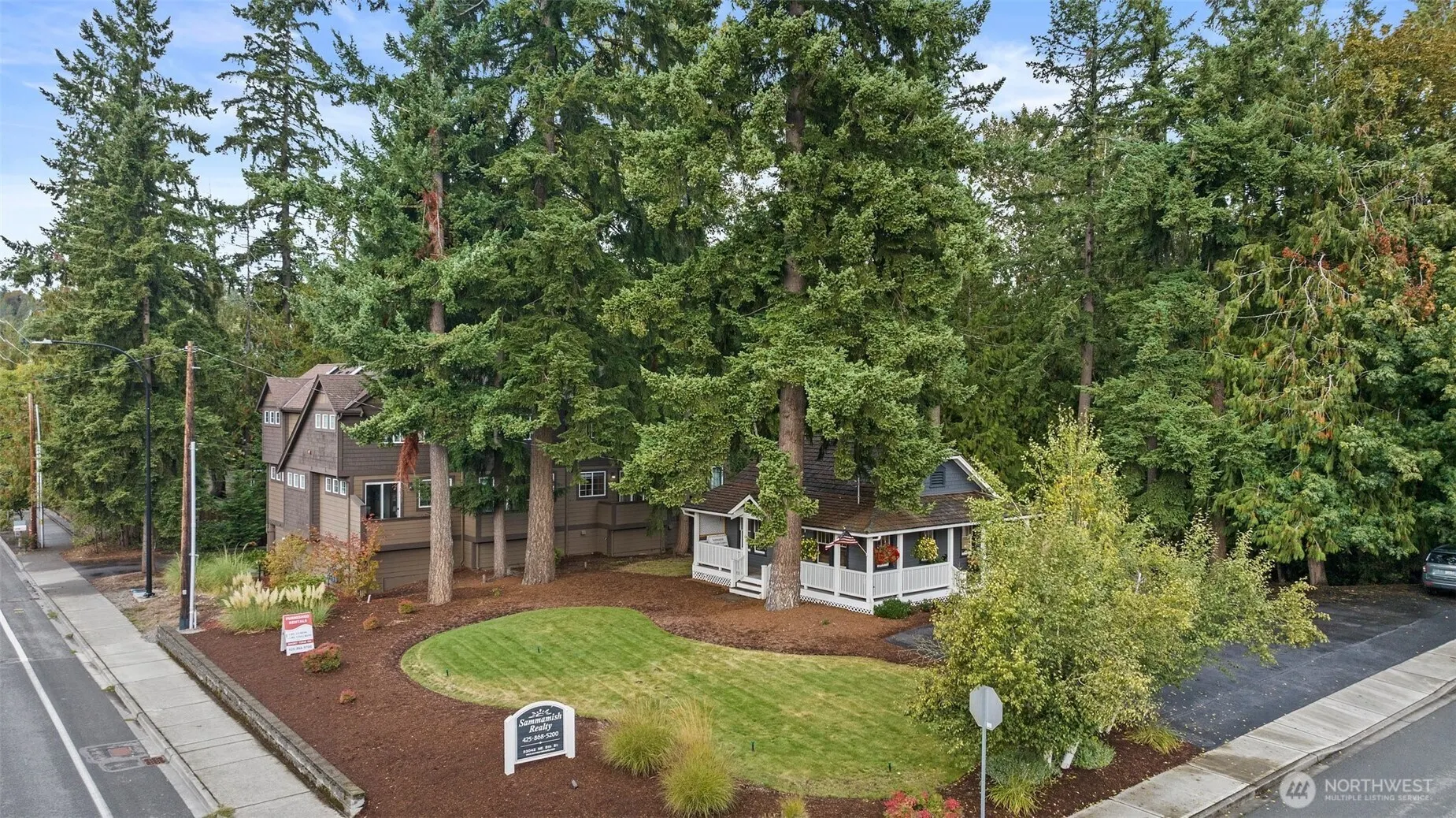 23036 NE 8th Street #D, Sammamish, WA 98074