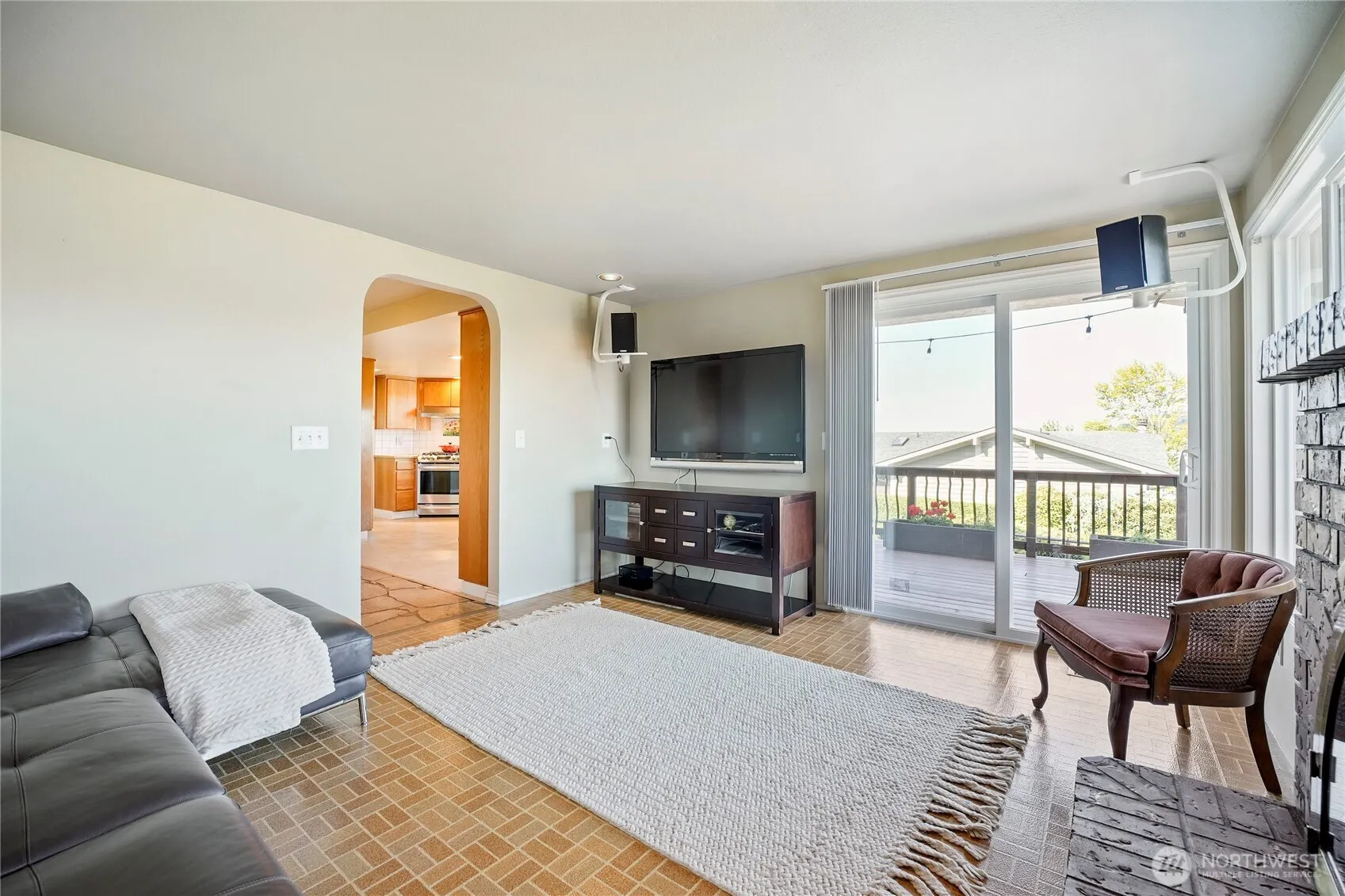 1112 N 38th Street , Renton, WA 98056