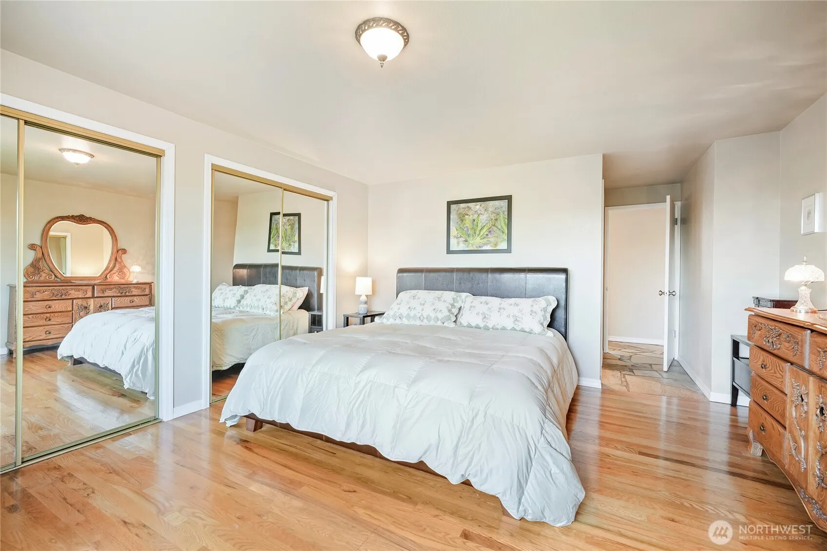 1112 N 38th Street , Renton, WA 98056