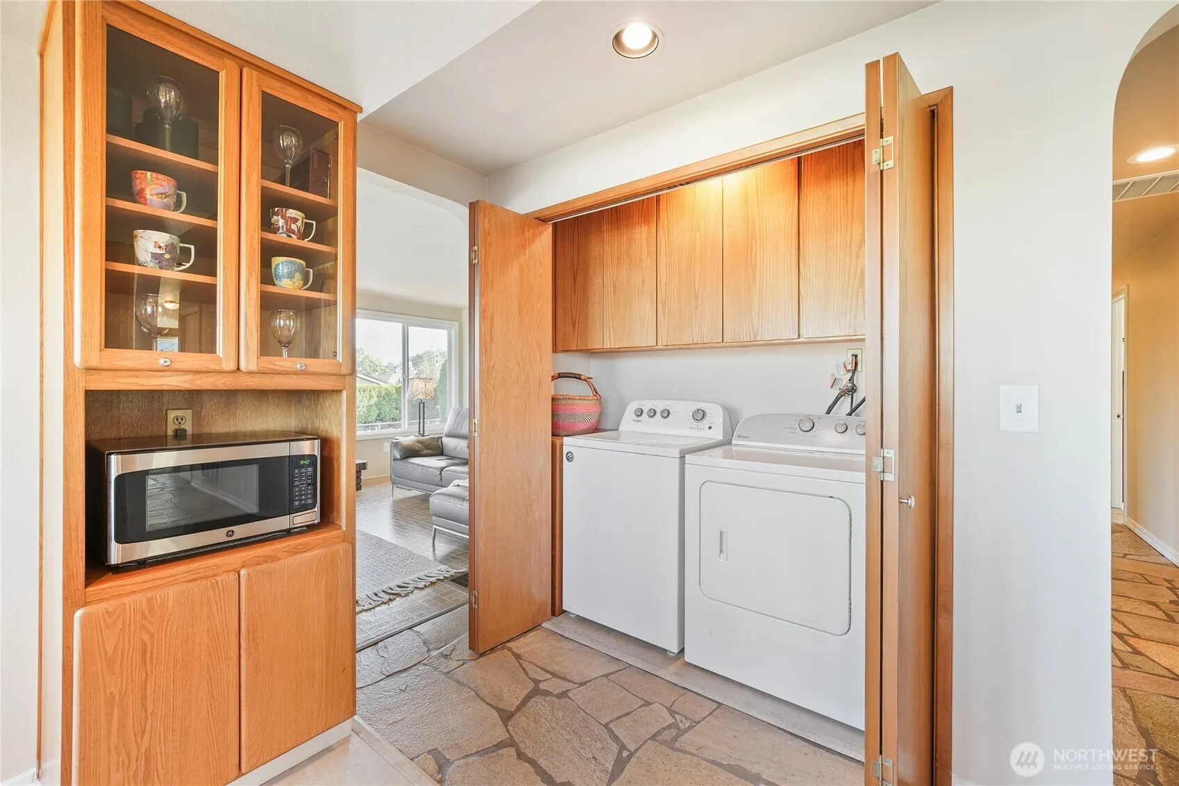 1112 N 38th Street , Renton, WA 98056