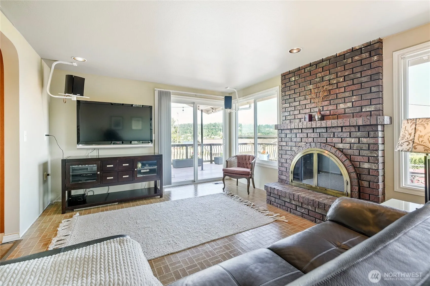 1112 N 38th Street , Renton, WA 98056