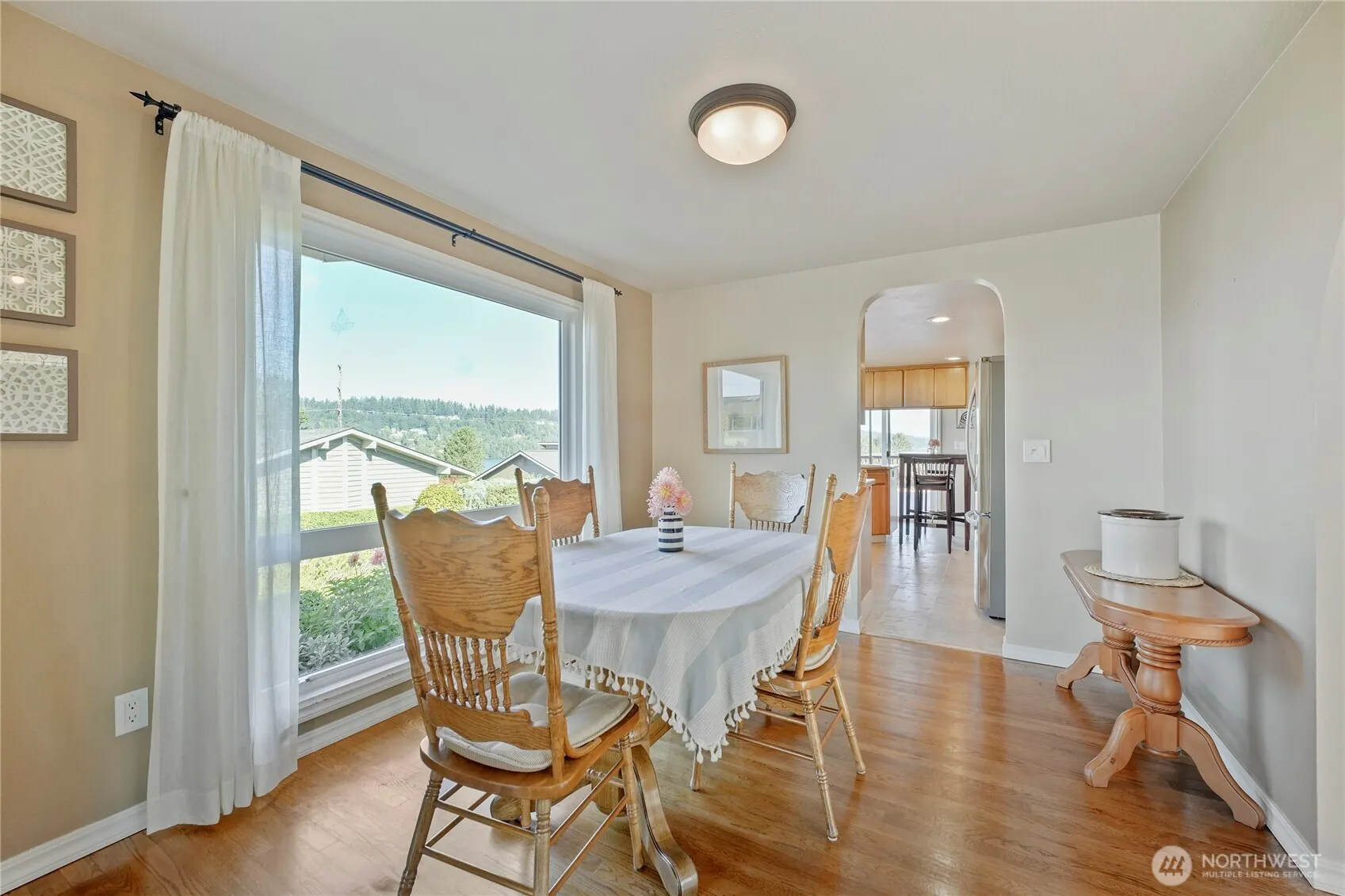 1112 N 38th Street , Renton, WA 98056