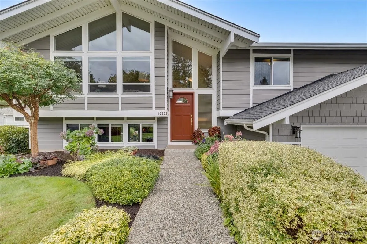 10503 158th Avenue NE, Redmond, WA 98052