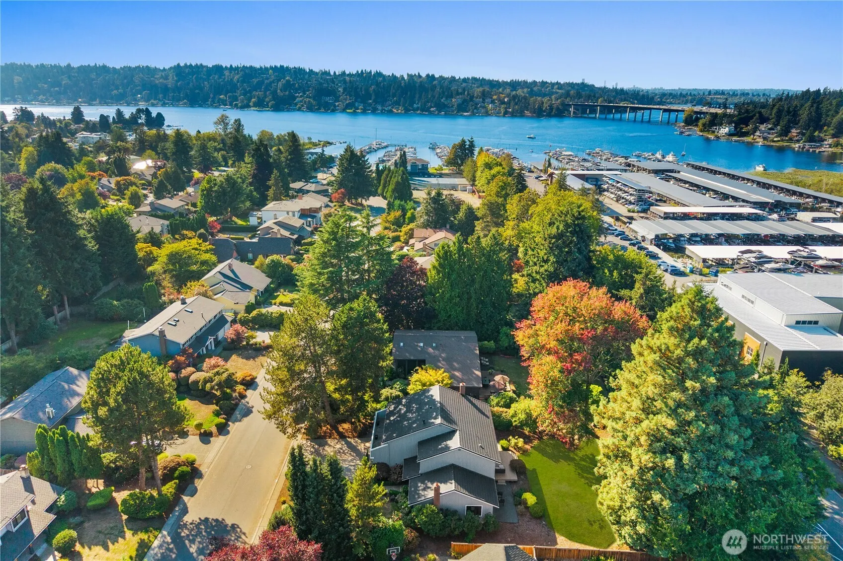 10 Tulalip Ky , Bellevue, WA 98006