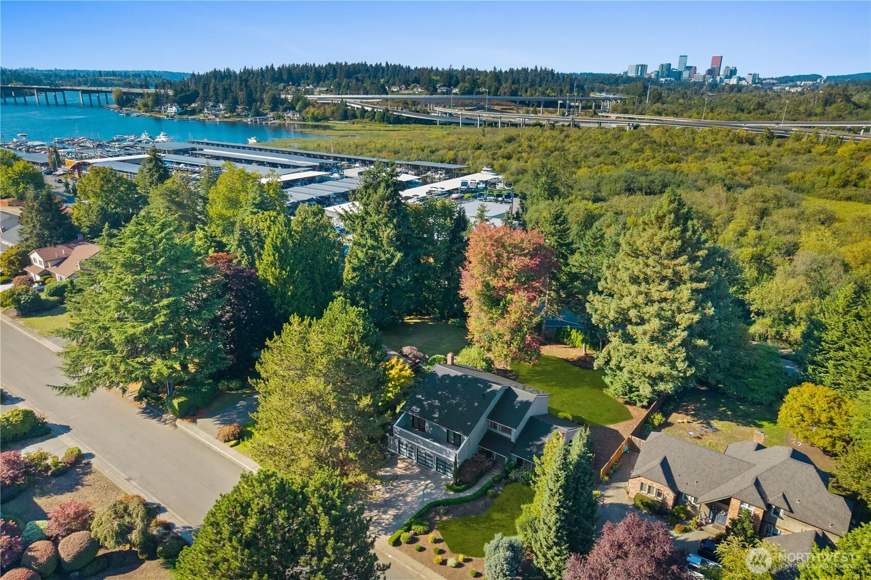 10 Tulalip Ky , Bellevue, WA 98006