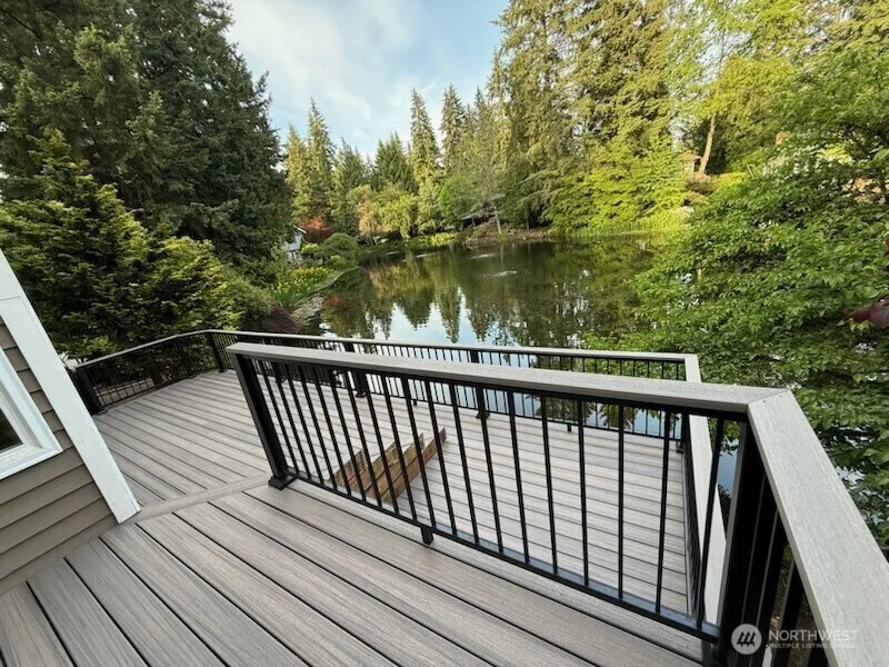 11404 NE 103rd Street , Kirkland, WA 98033