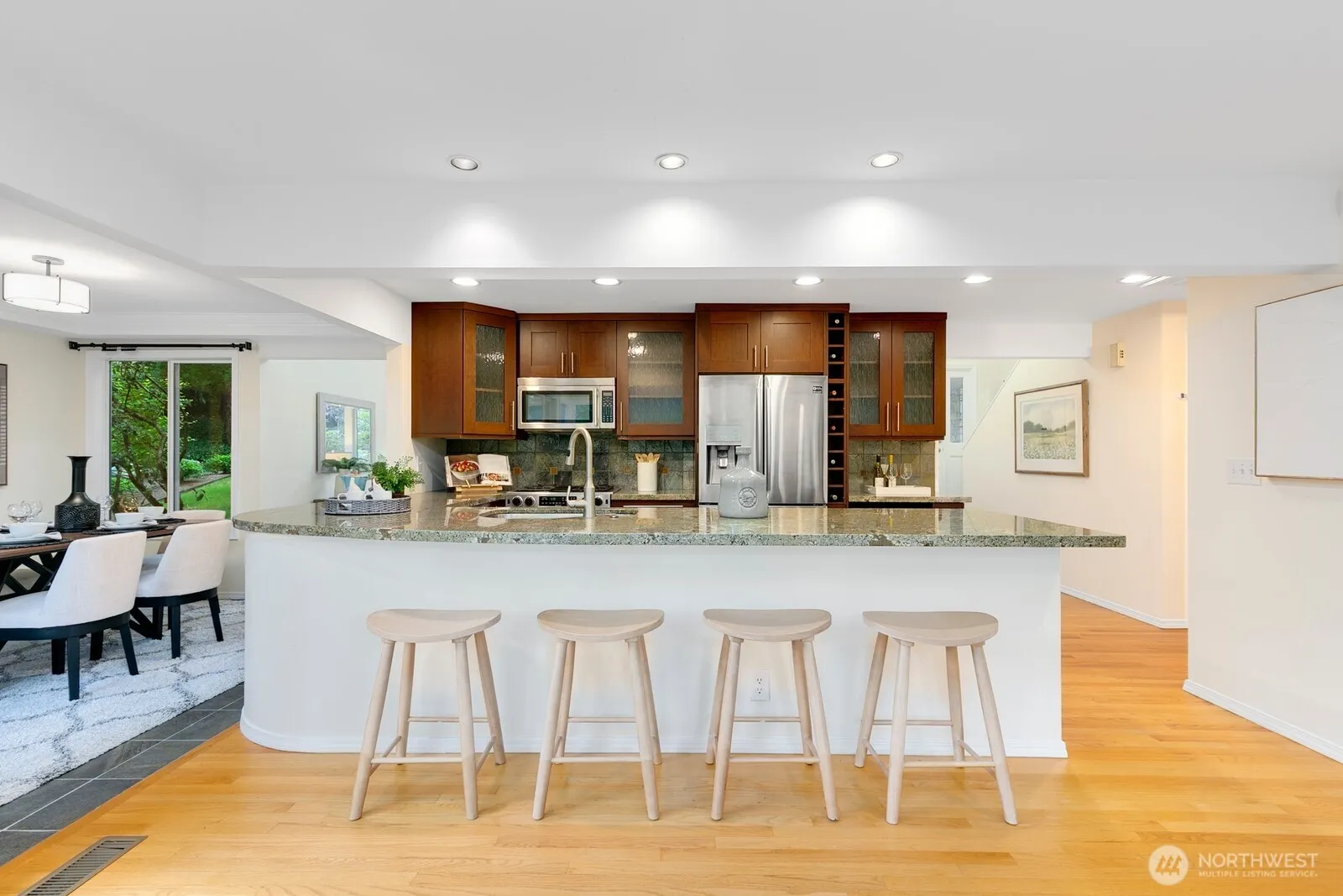 11404 NE 103rd Street , Kirkland, WA 98033