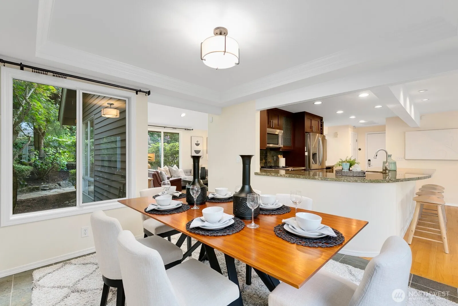 11404 NE 103rd Street , Kirkland, WA 98033