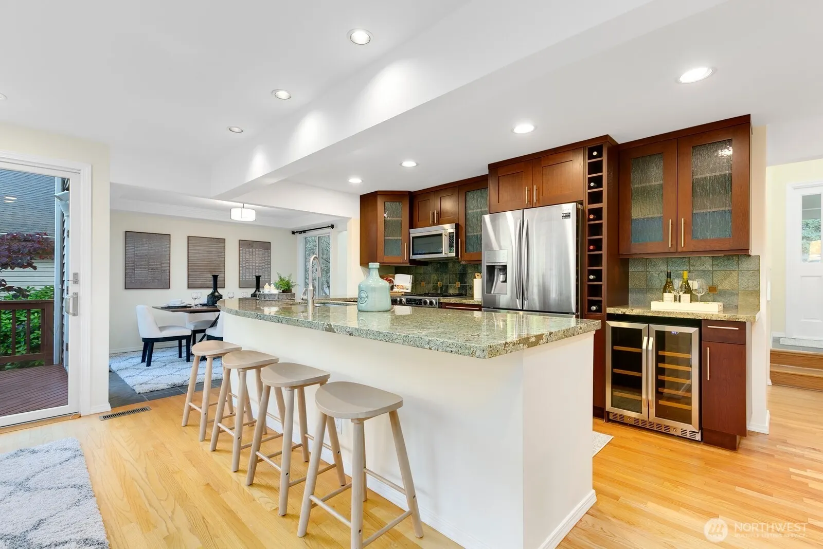 11404 NE 103rd Street , Kirkland, WA 98033