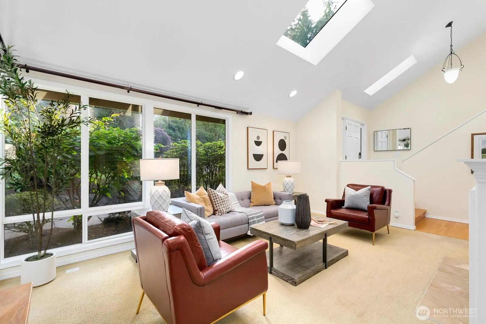 11404 NE 103rd Street , Kirkland, WA 98033