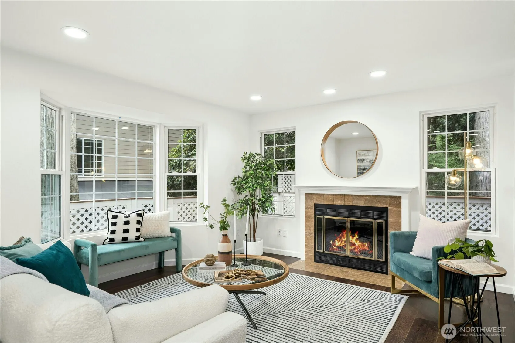 13725 NE 87th Street , Redmond, WA 98052