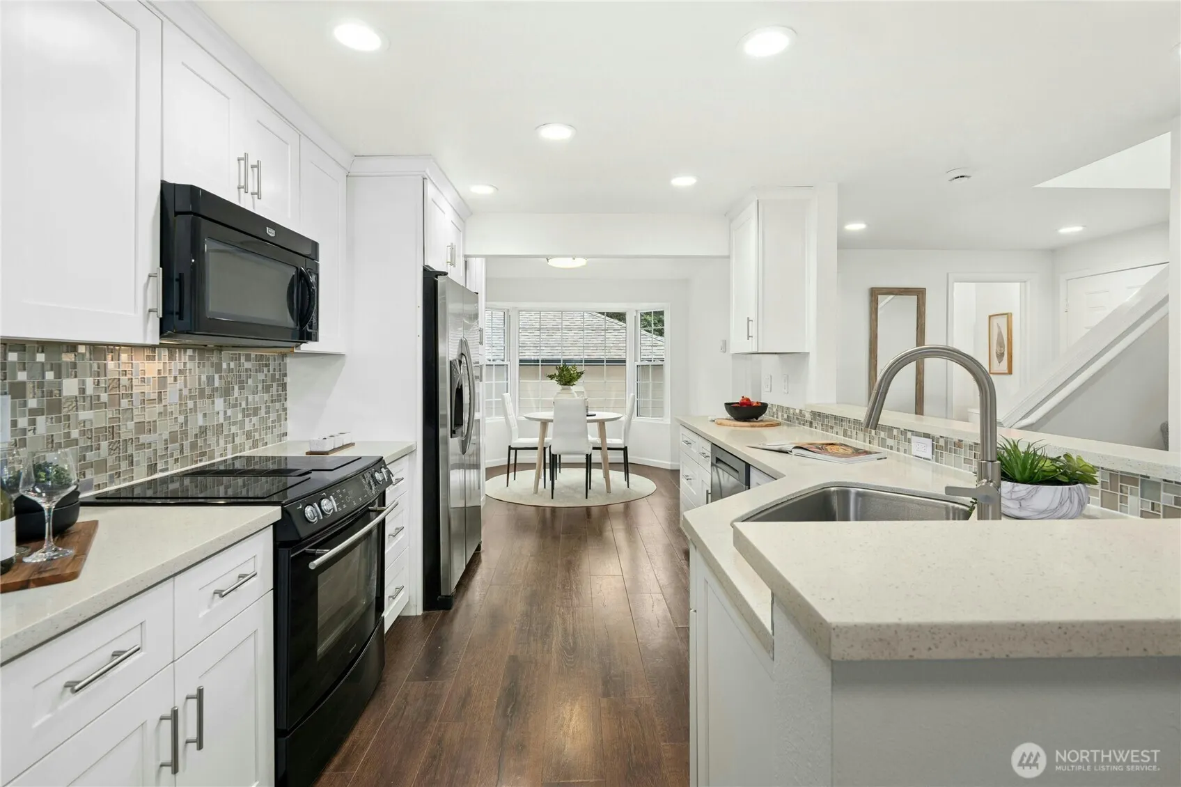 13725 NE 87th Street , Redmond, WA 98052