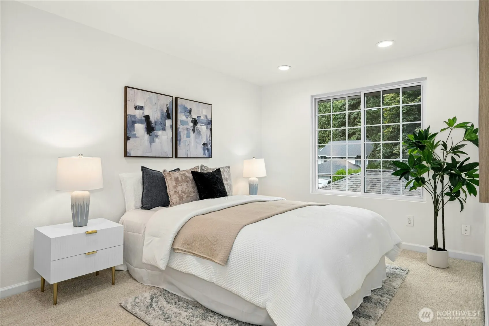 13725 NE 87th Street , Redmond, WA 98052