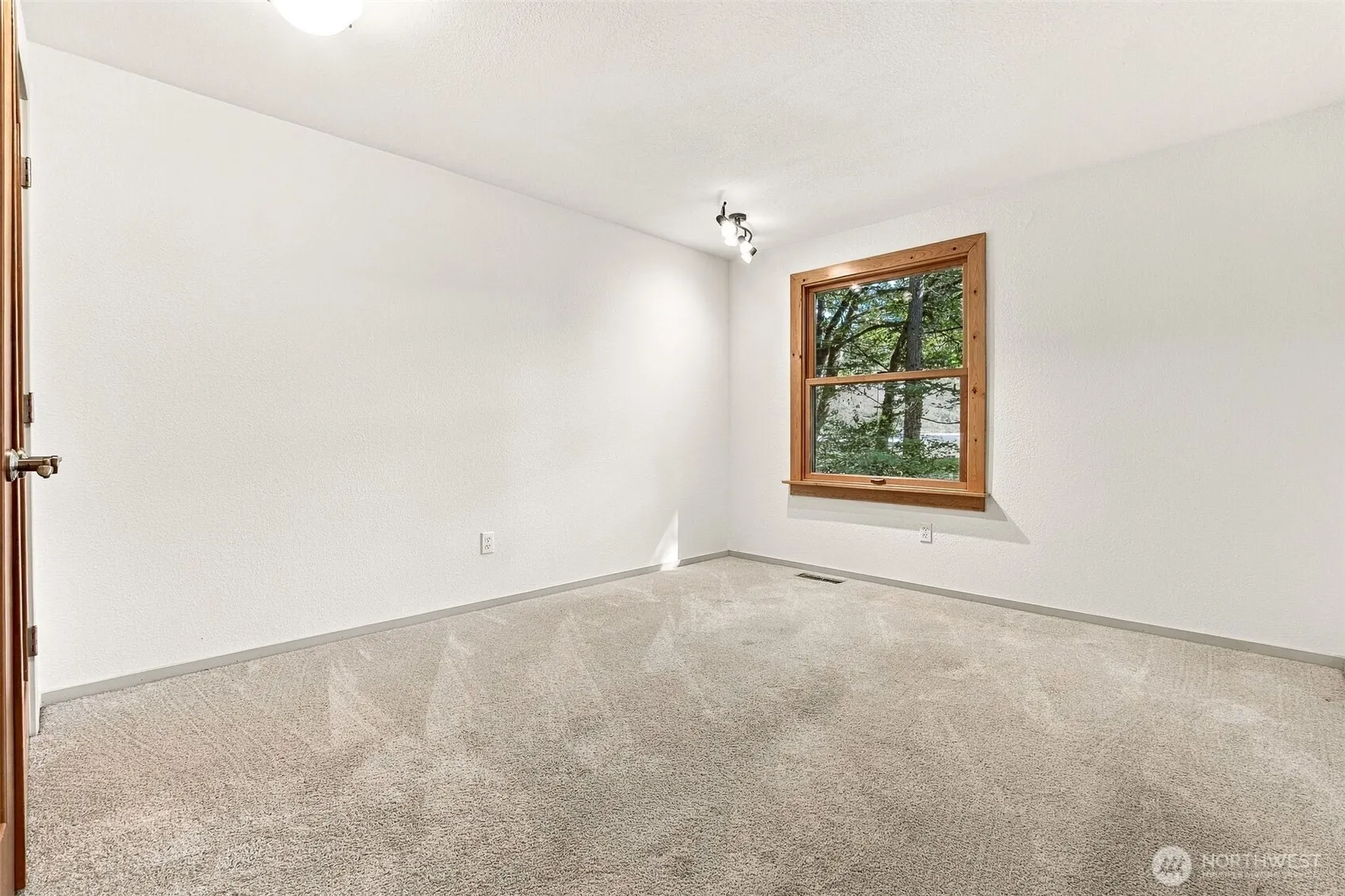 28415 181st Avenue SE, Kent, WA 98042