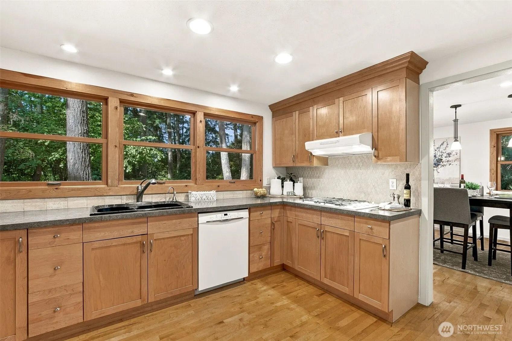 28415 181st Avenue SE, Kent, WA 98042