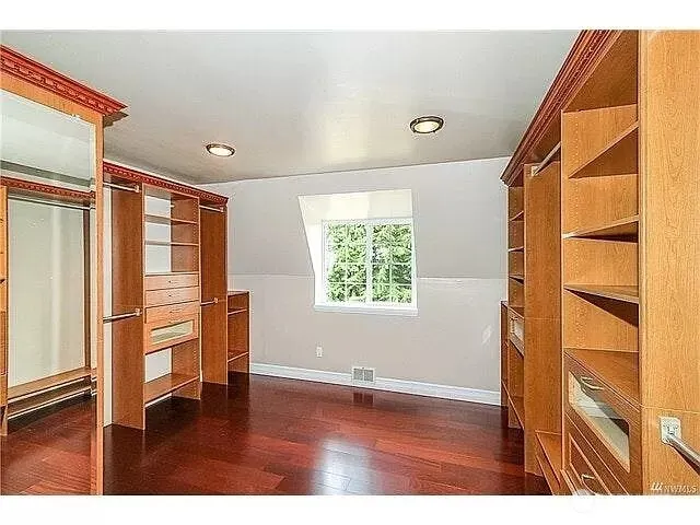 16404 NE 43rd Court , Redmond, WA 98052-5419