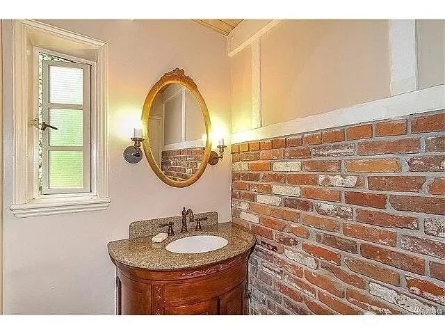 16404 NE 43rd Court , Redmond, WA 98052-5419