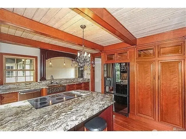 16404 NE 43rd Court , Redmond, WA 98052-5419