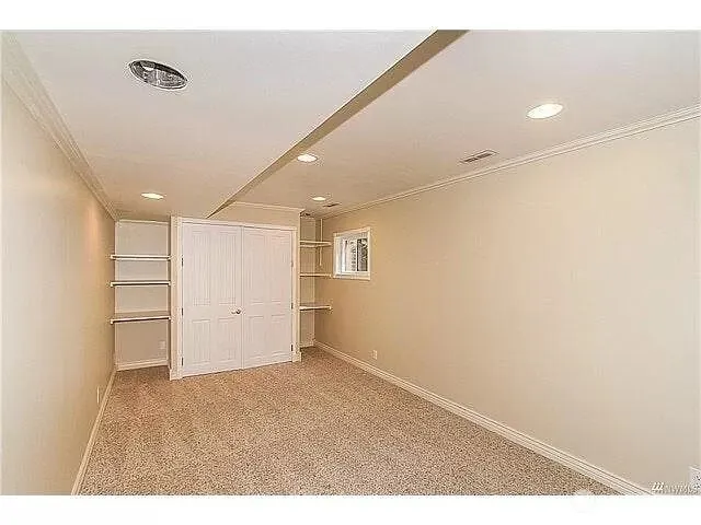 16404 NE 43rd Court , Redmond, WA 98052-5419