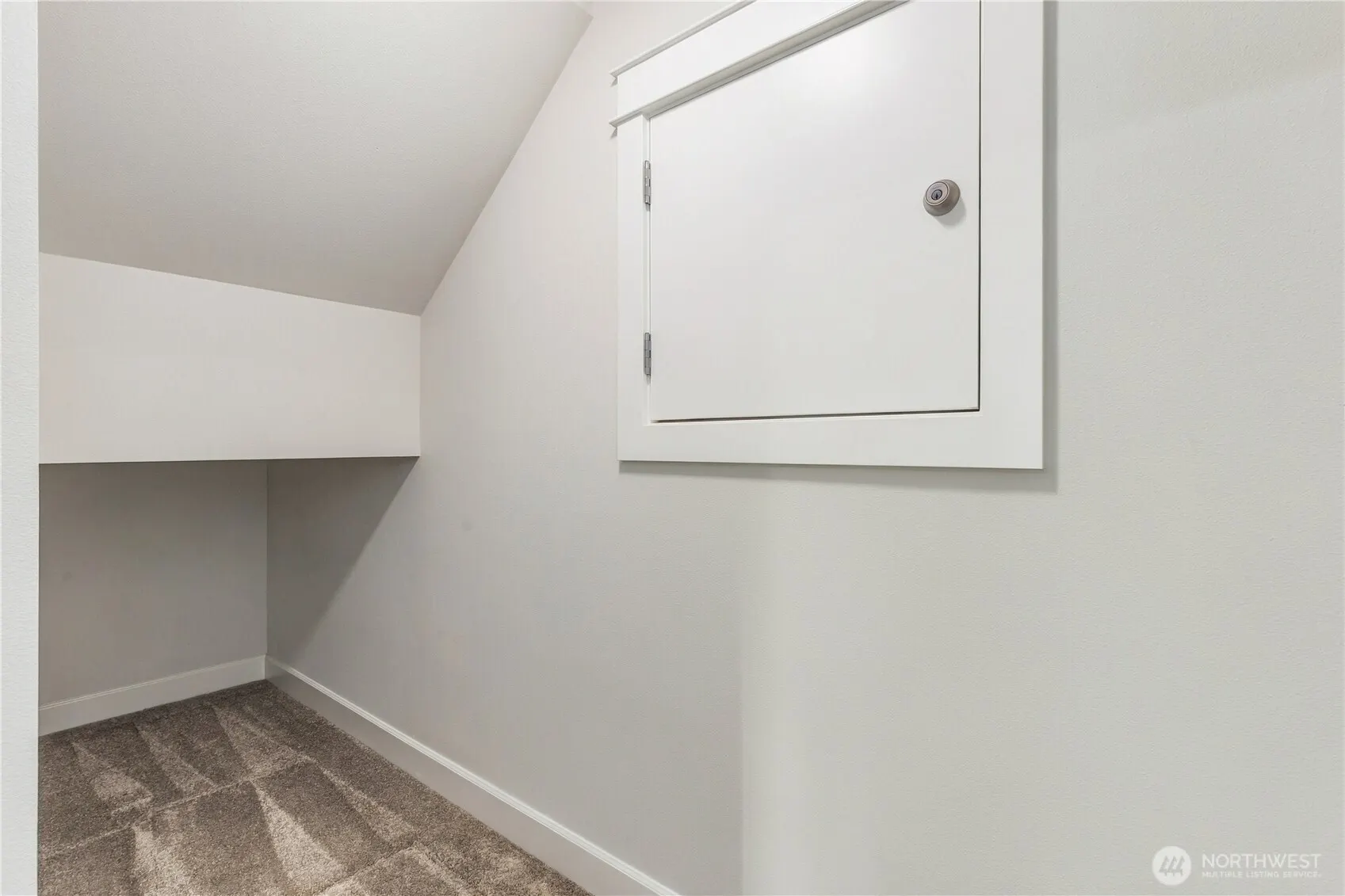 22977 SE 18th PL , Sammamish, WA 98075