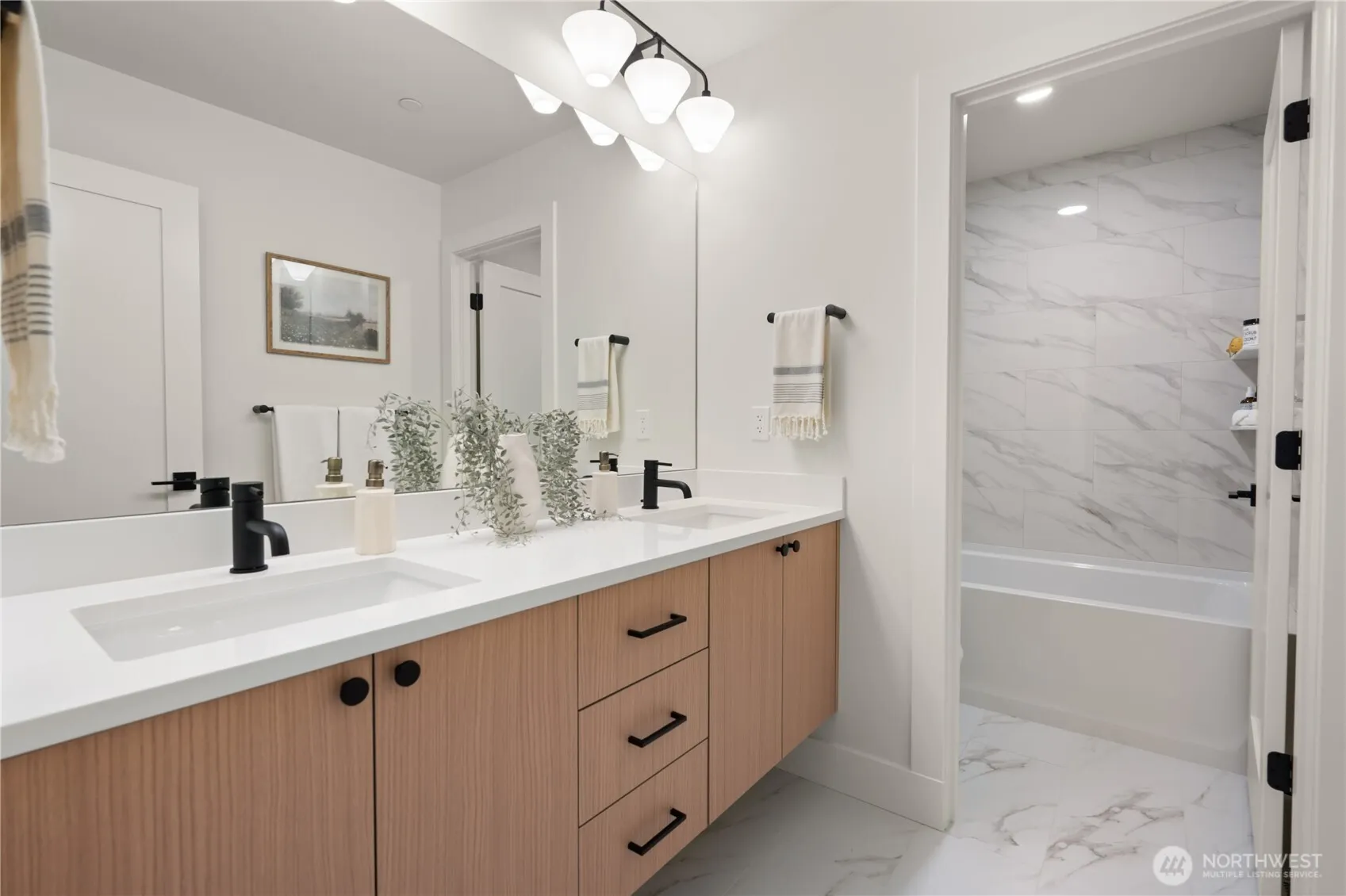 9909 Unit B NE 200th , Bothell, WA 98011