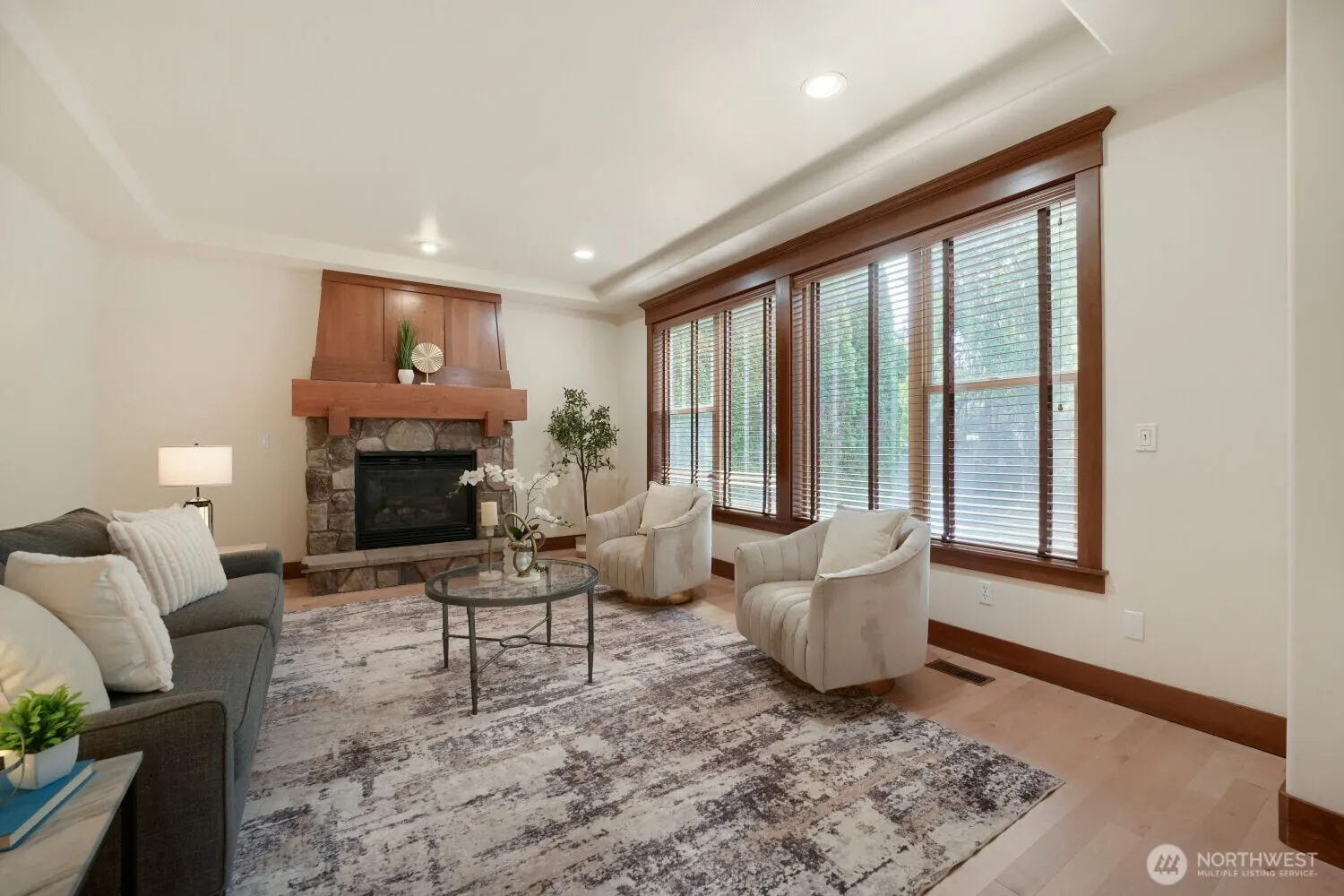 23527 NE 13th Place , Sammamish, WA 98074