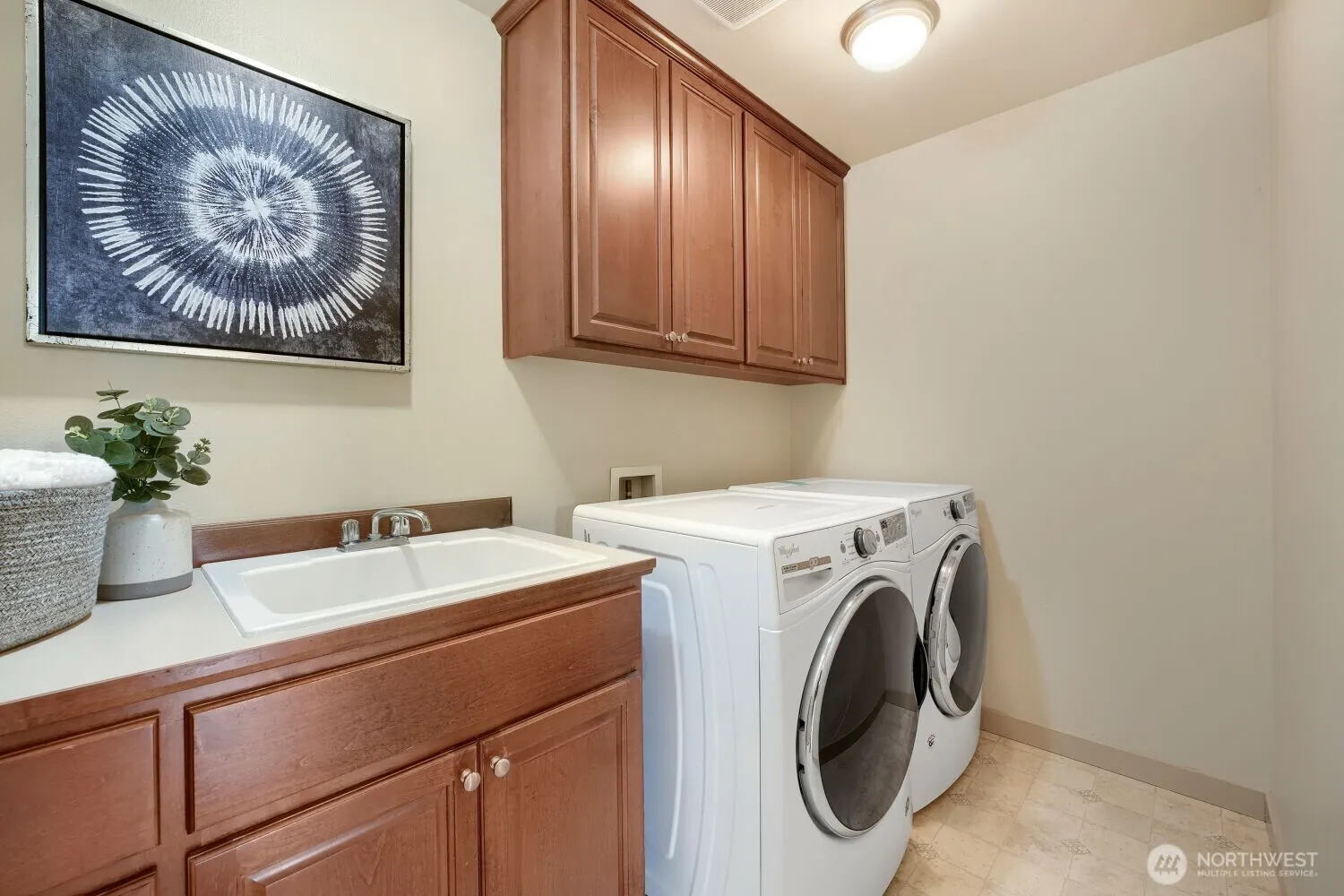 23527 NE 13th Place , Sammamish, WA 98074