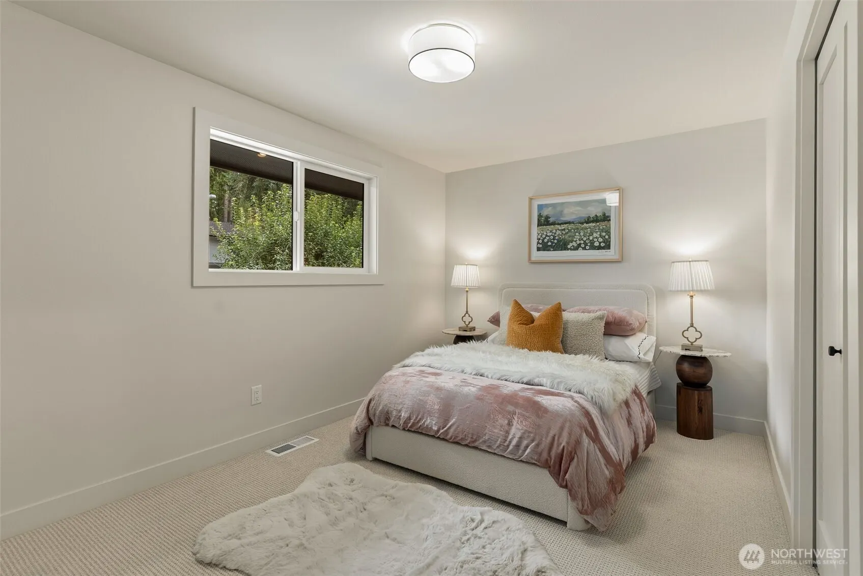 14313 116th Place NE, Kirkland, WA 98034