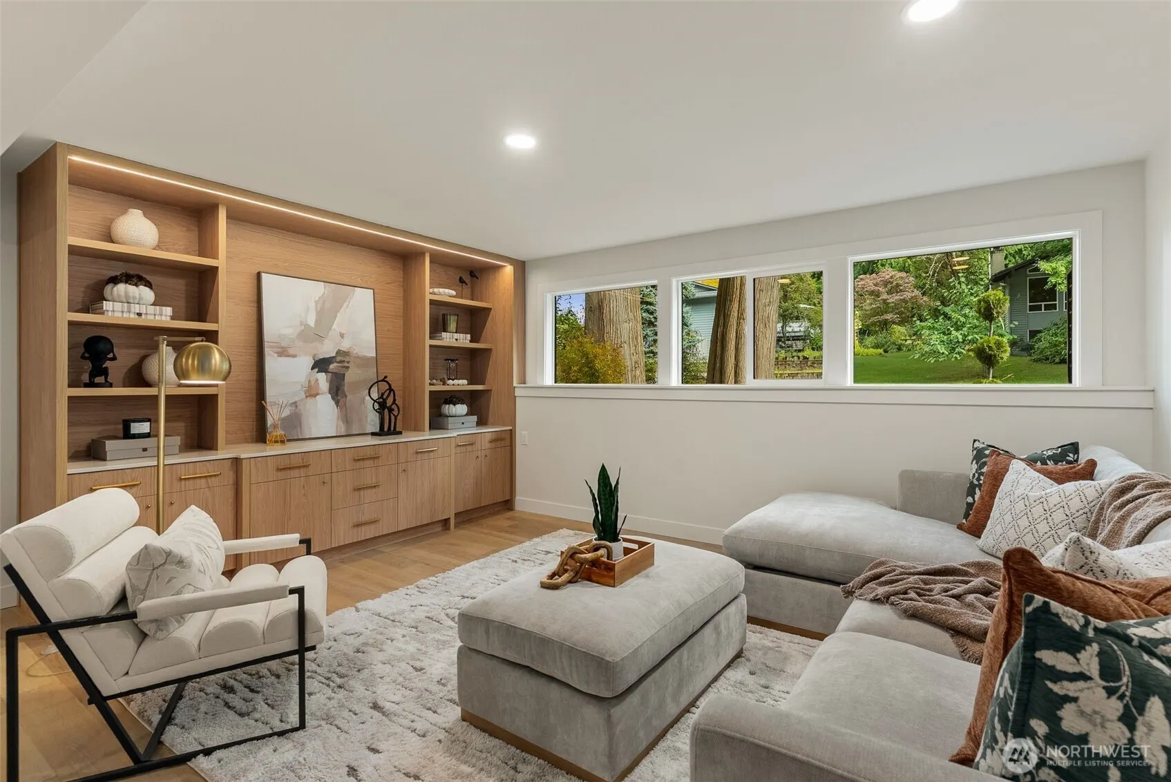 14313 116th Place NE, Kirkland, WA 98034