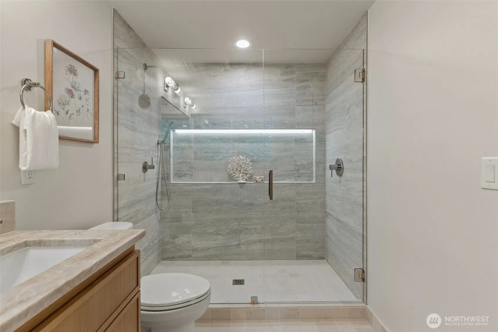 14313 116th Place NE, Kirkland, WA 98034