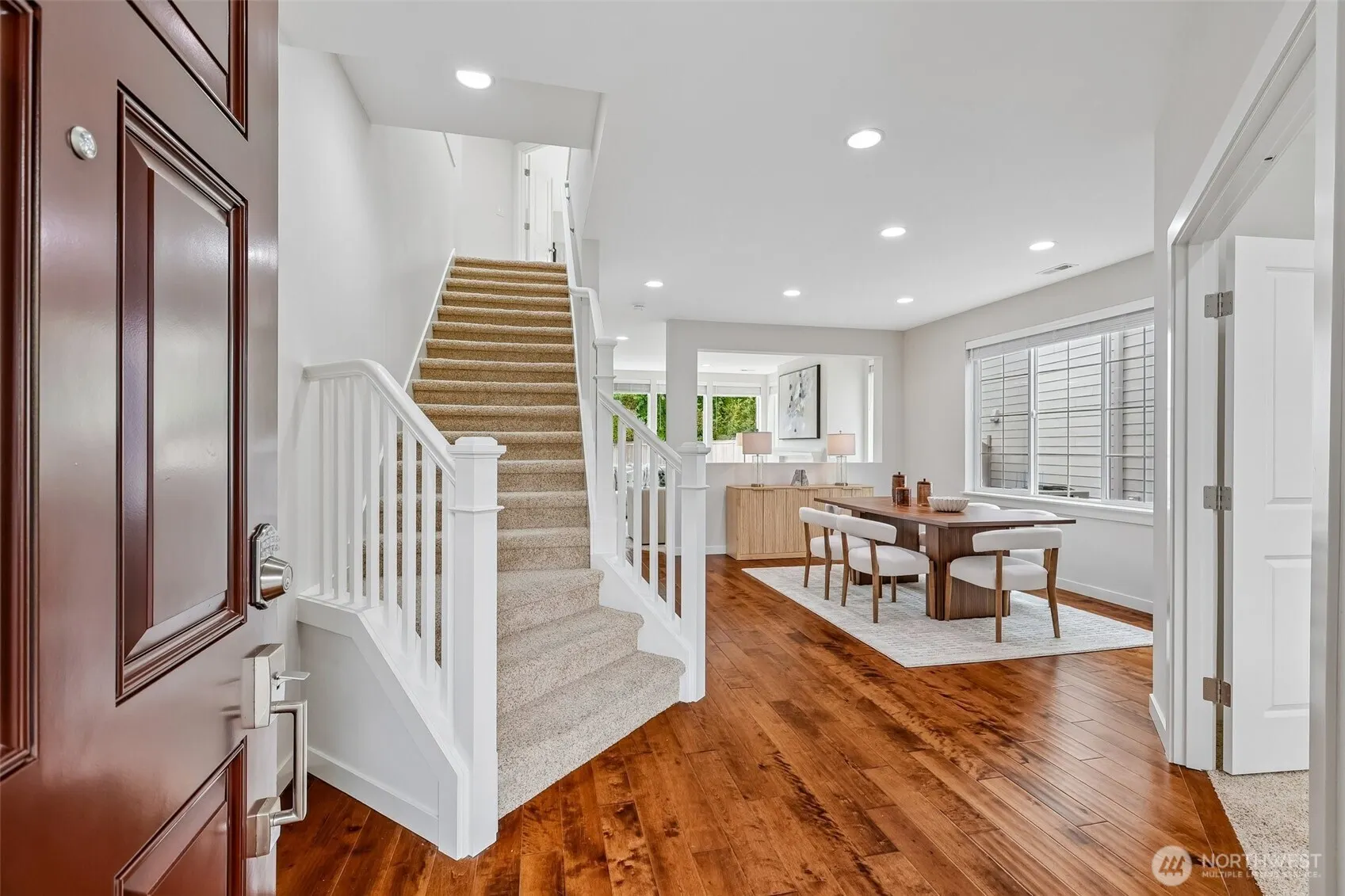 23968 NE 101st Place , Redmond, WA 98053