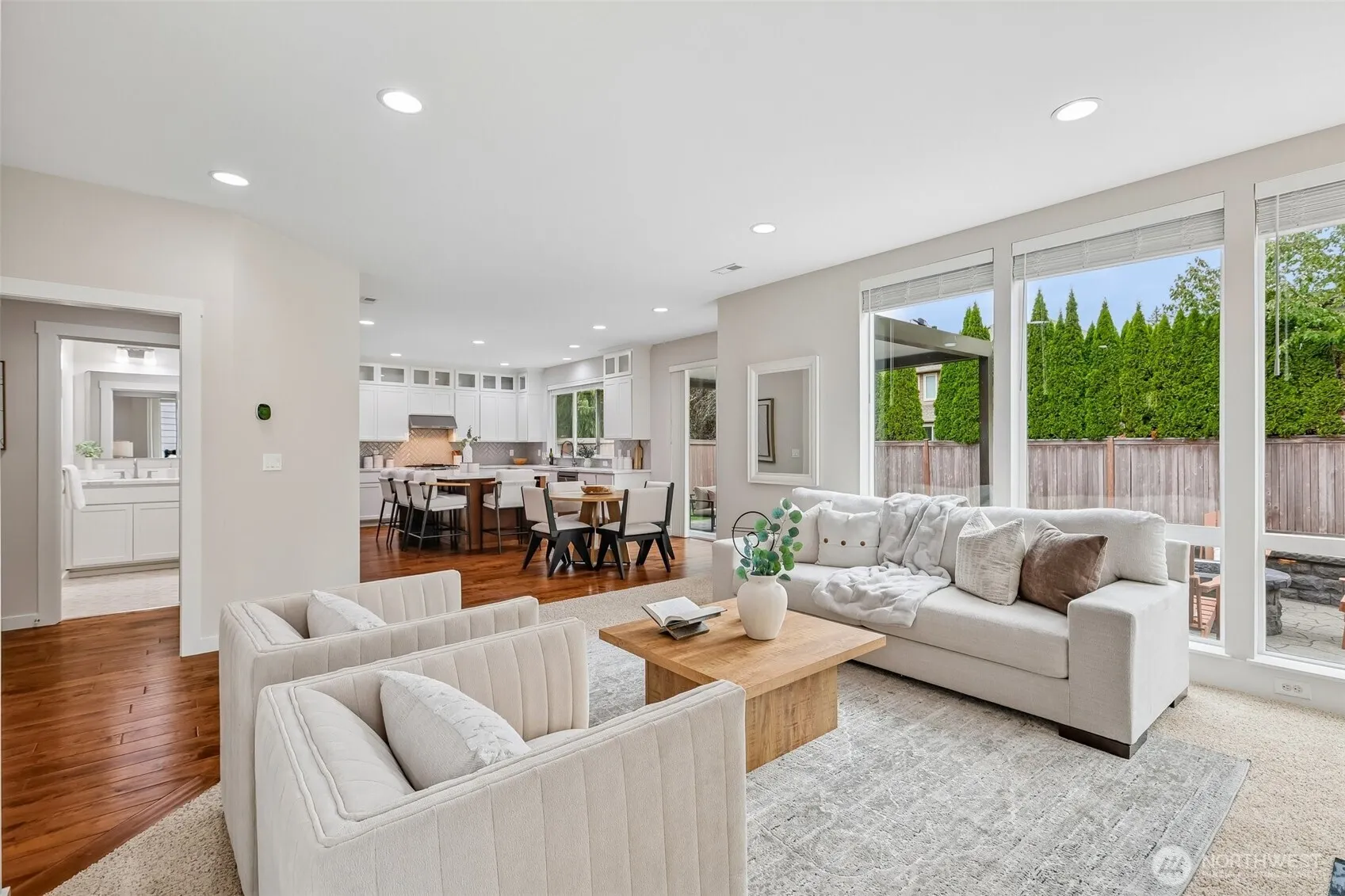 23968 NE 101st Place , Redmond, WA 98053