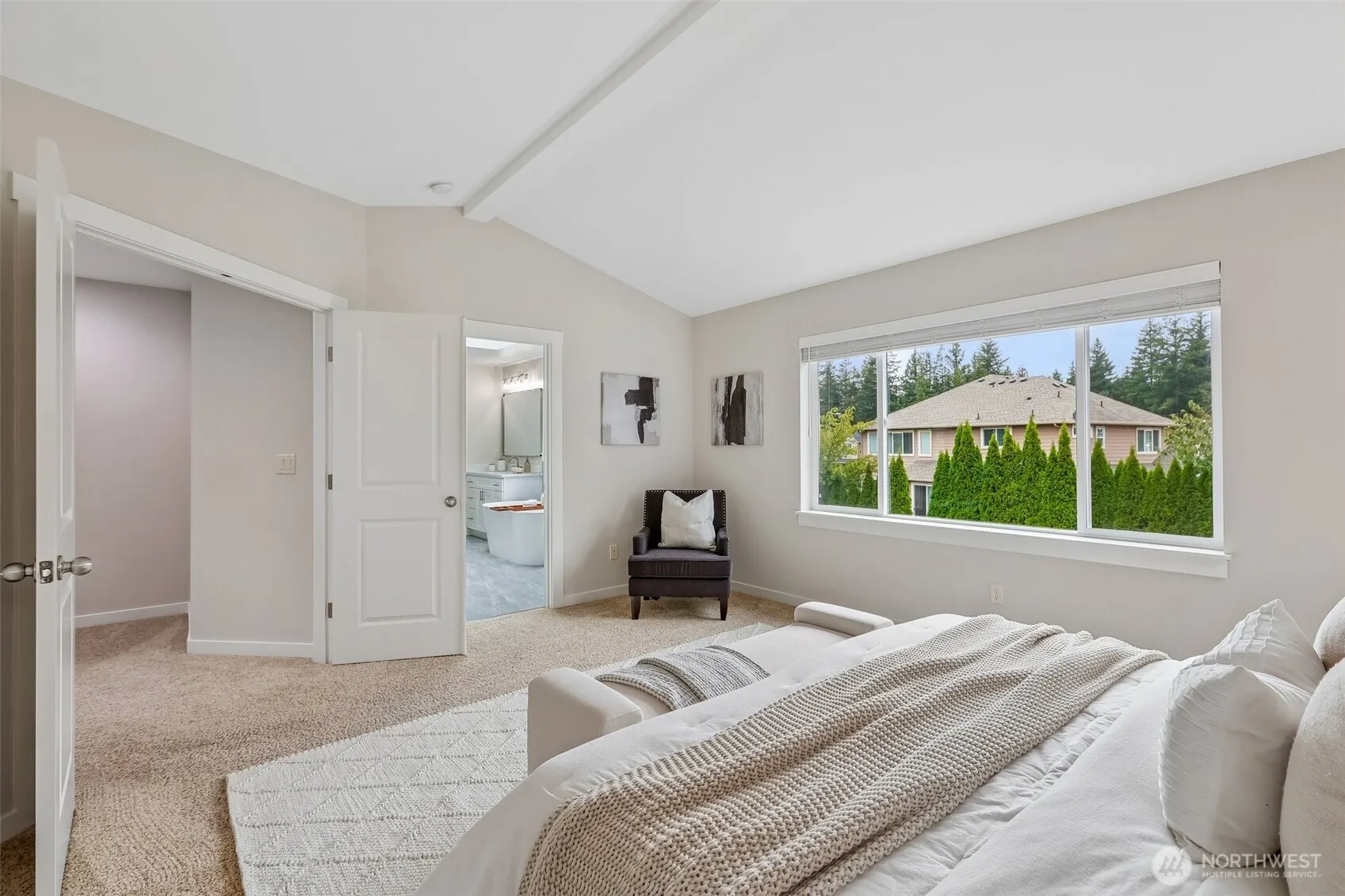 23968 NE 101st Place , Redmond, WA 98053