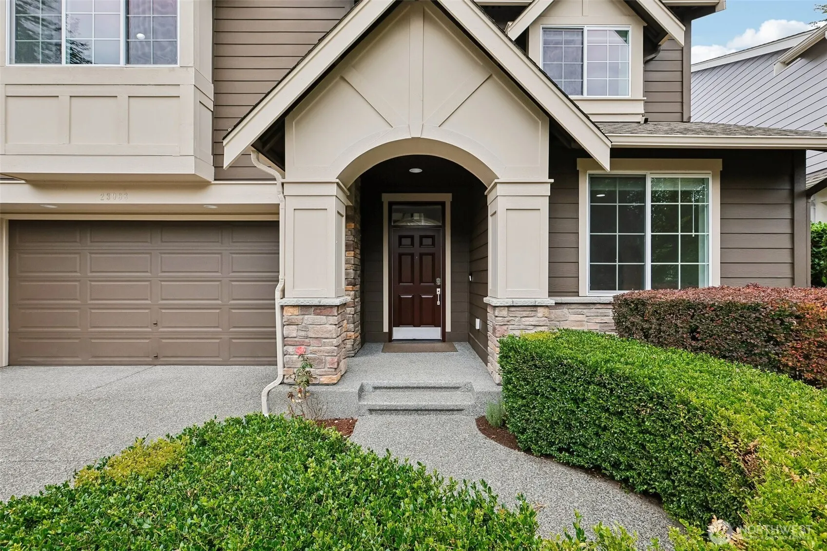 23968 NE 101st Place , Redmond, WA 98053